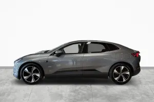 Polestar 4 2025